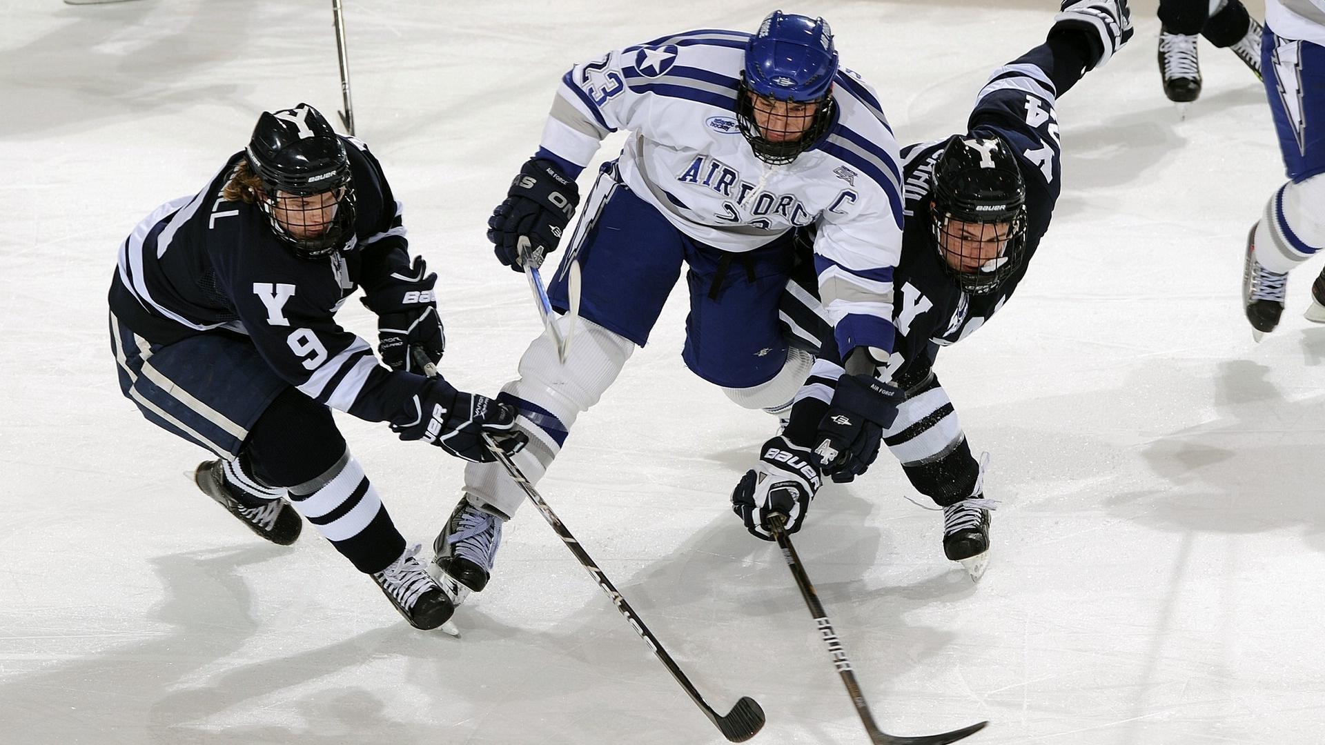 奥兰多魔术酝酿换帅变革，1995年榜眼教练或成重建核心