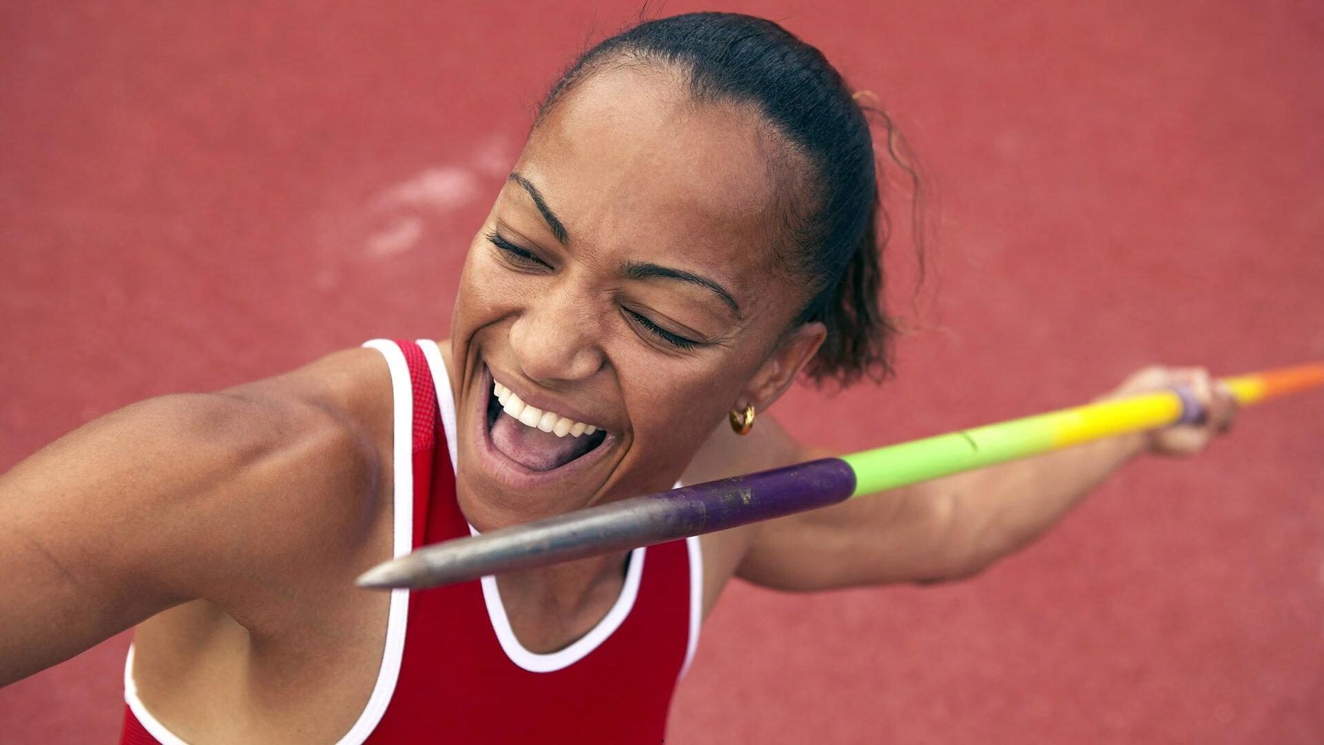 詹姆斯回忆雅典奥运丢金，天赋异禀却纪律涣散，美国男篮的深刻教训