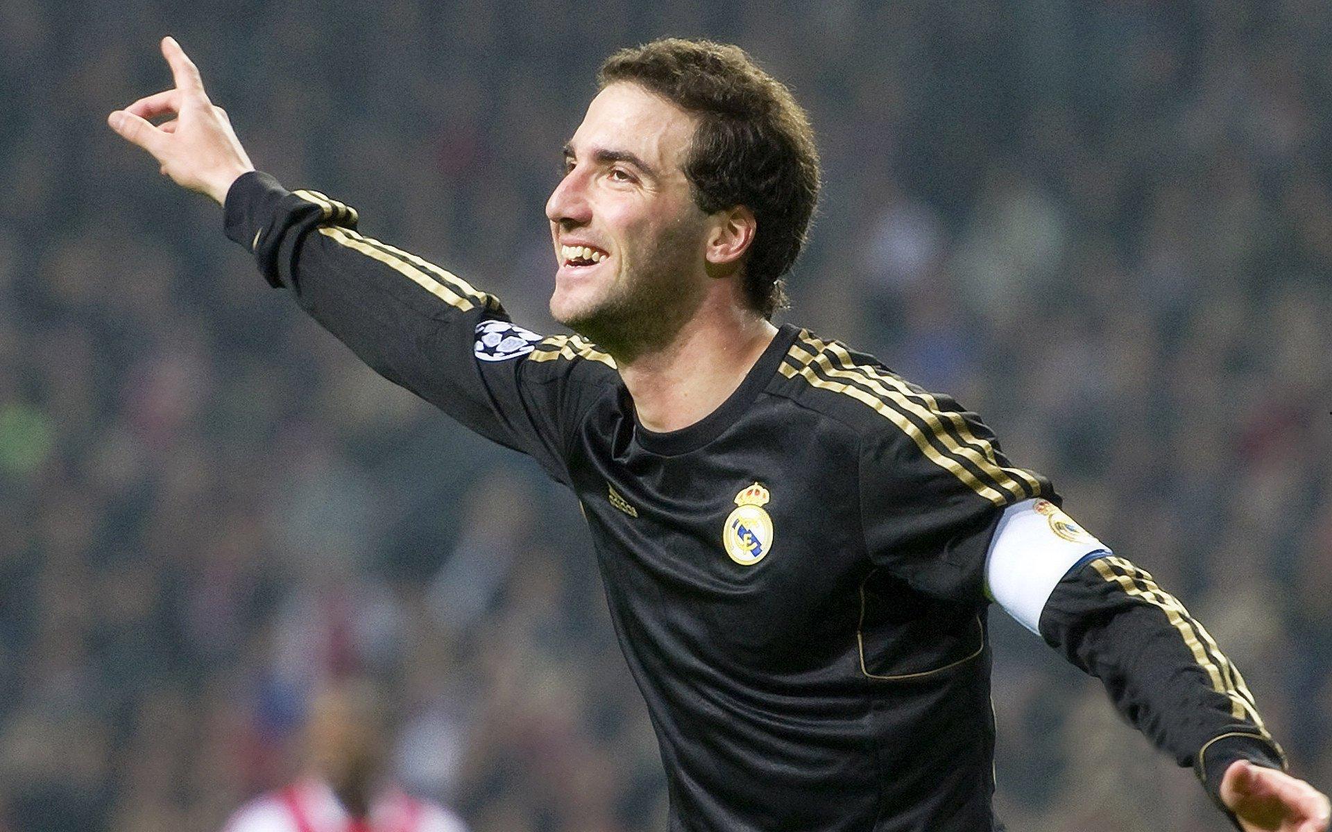 欧冠焦点战裁判安排揭晓 斯洛文尼亚名哨温契奇执掌切尔西对决巴萨